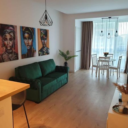 Onix Residence By The Sea, Mamaia Nord นาโวดาริ ภายนอก รูปภาพ